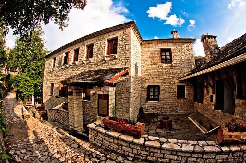 Αρχοντικό Βογιάρου Hotel Kalarrites Ngoại thất bức ảnh