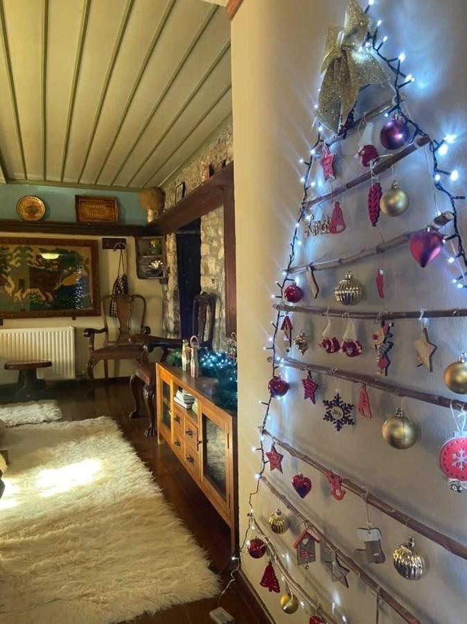 Αρχοντικό Βογιάρου Hotel Kalarrites Ngoại thất bức ảnh